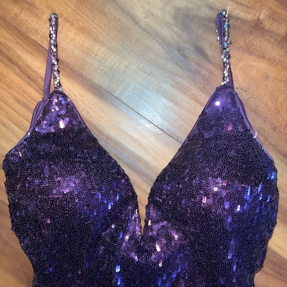 Juniors Prom Dress - Picture 2 of 3